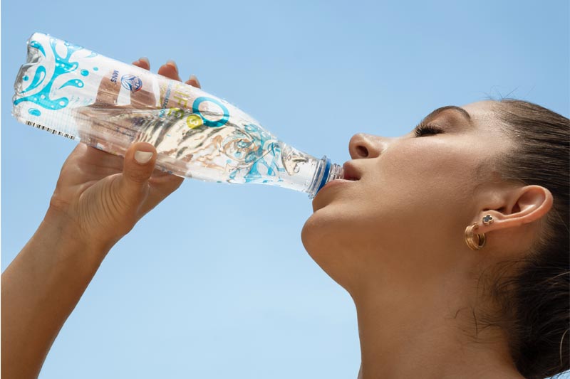 Beneficios de beber agua ozonizada y alcalina